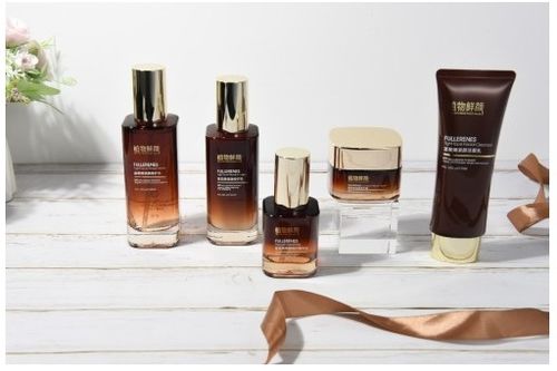 留駐青春容顏，成就美麗夢想——植物鮮顏化妝品超市與服裝搭配的藝術(shù)